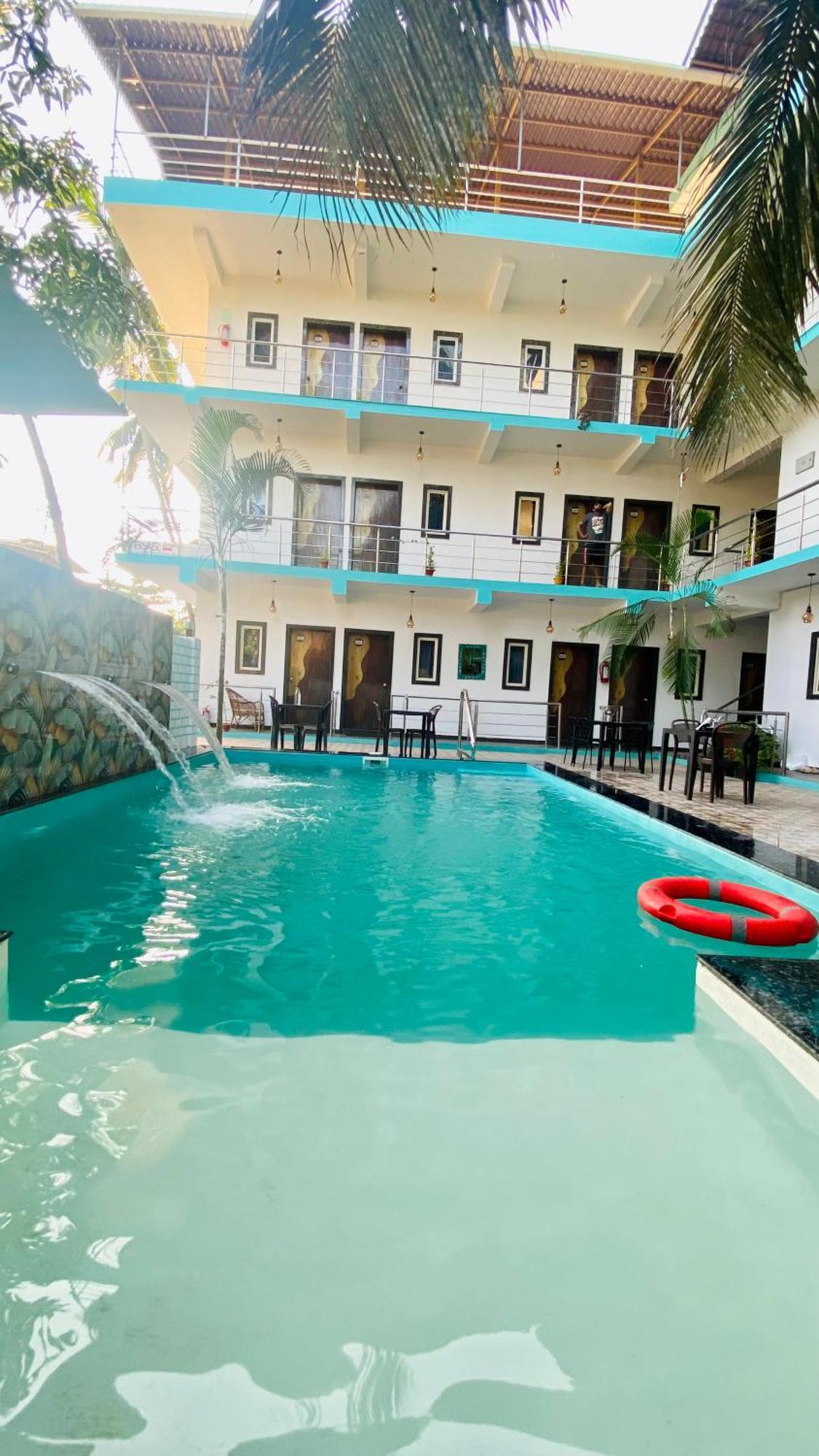 Bsg Stay - Turtle Beach Morjim Goa Exteriér fotografie